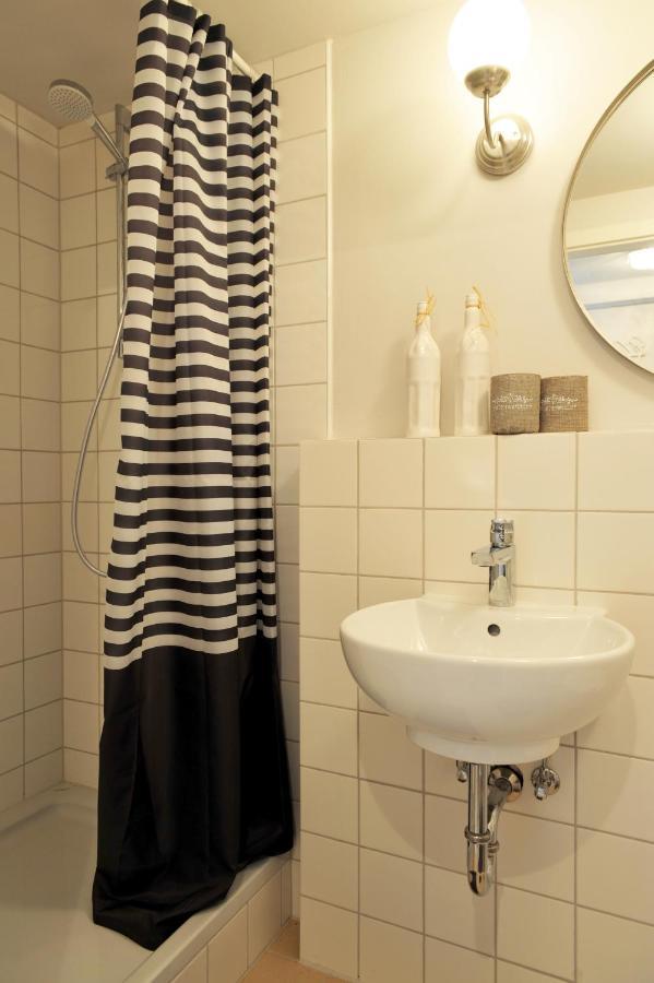 Tiny Rooms BRE Exterior foto